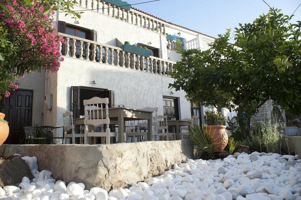 Hotel Cattleya Kokkari Exterior foto